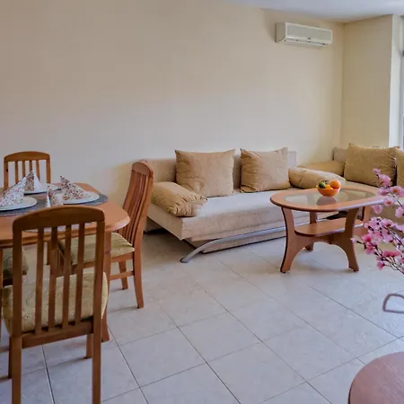 公寓 Karolina Vacation Apartments *
